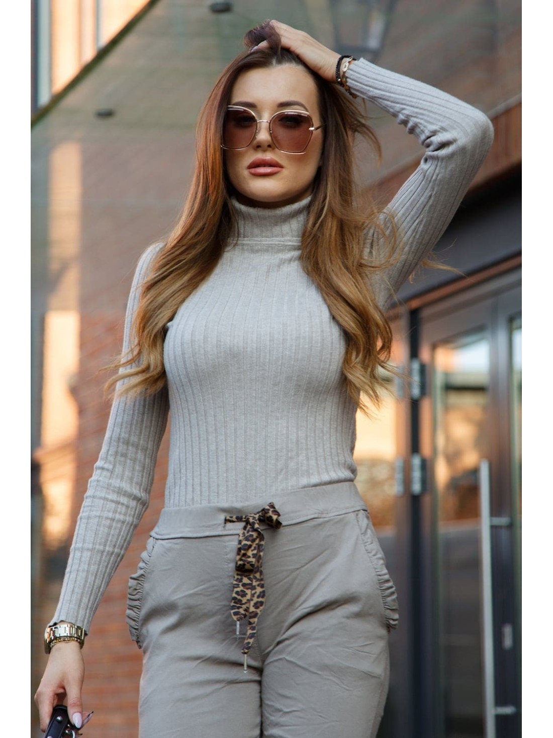 Gilet de dama din material cu nervuri, bej 5809 - Magazin online - Boutique